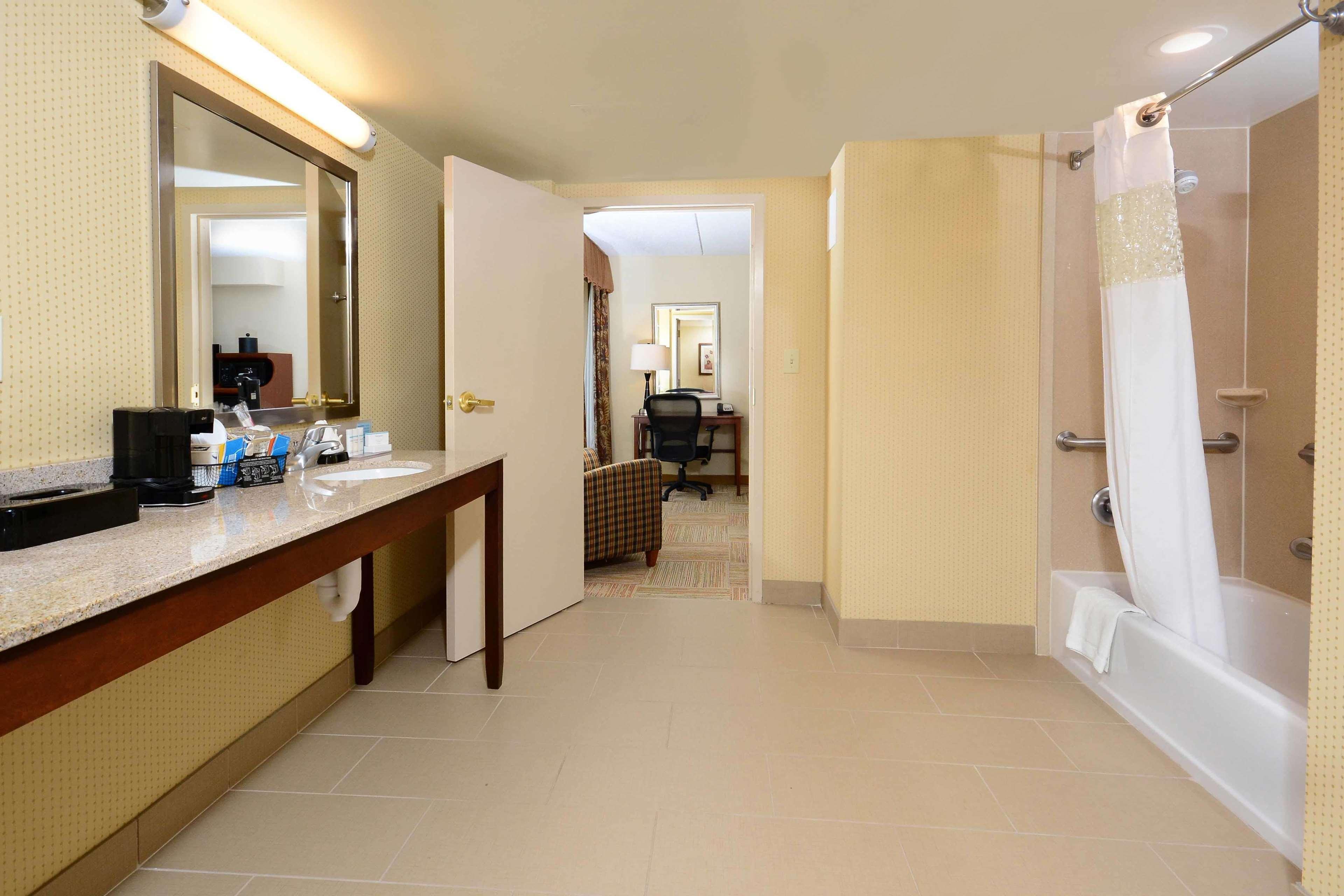 Hampton Inn Raleigh Capital Blvd North Kültér fotó