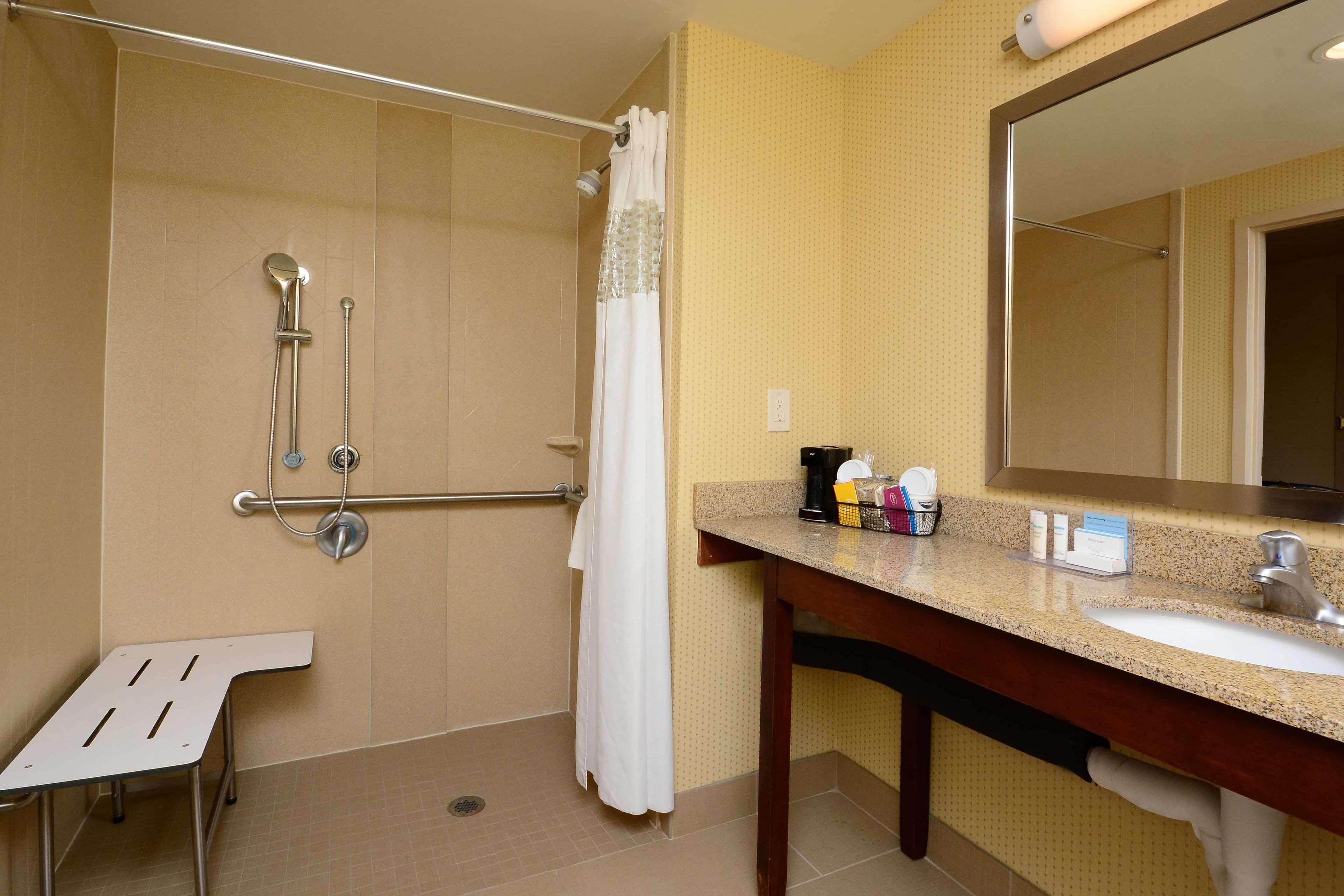 Hampton Inn Raleigh Capital Blvd North Kültér fotó