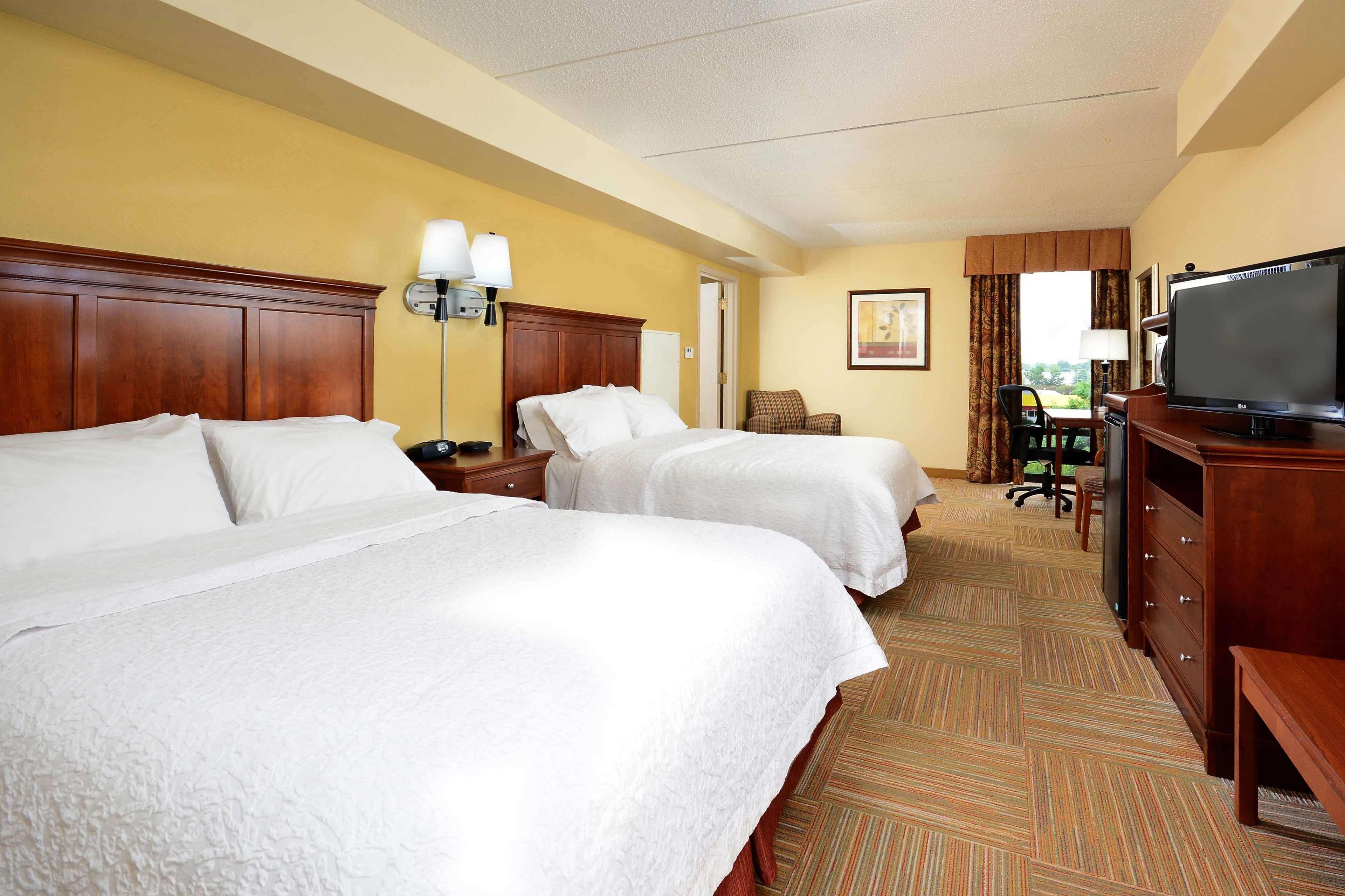Hampton Inn Raleigh Capital Blvd North Kültér fotó