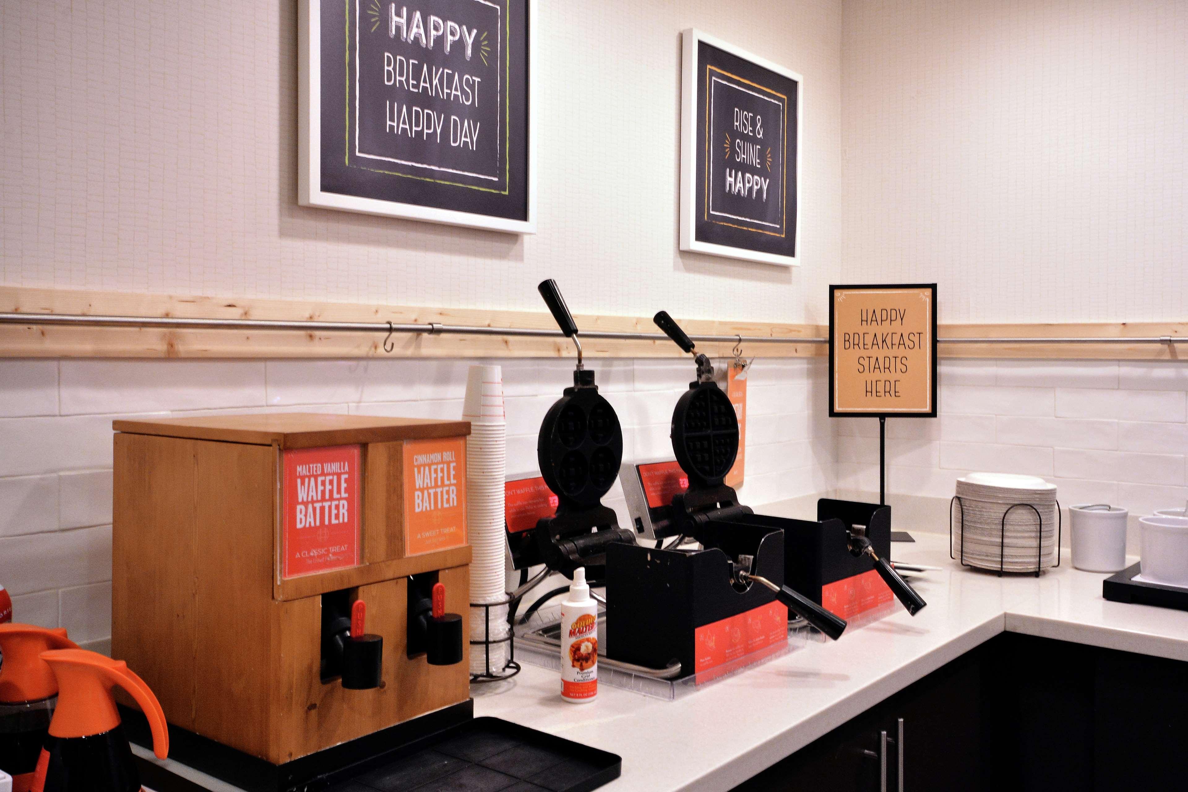 Hampton Inn Raleigh Capital Blvd North Kültér fotó