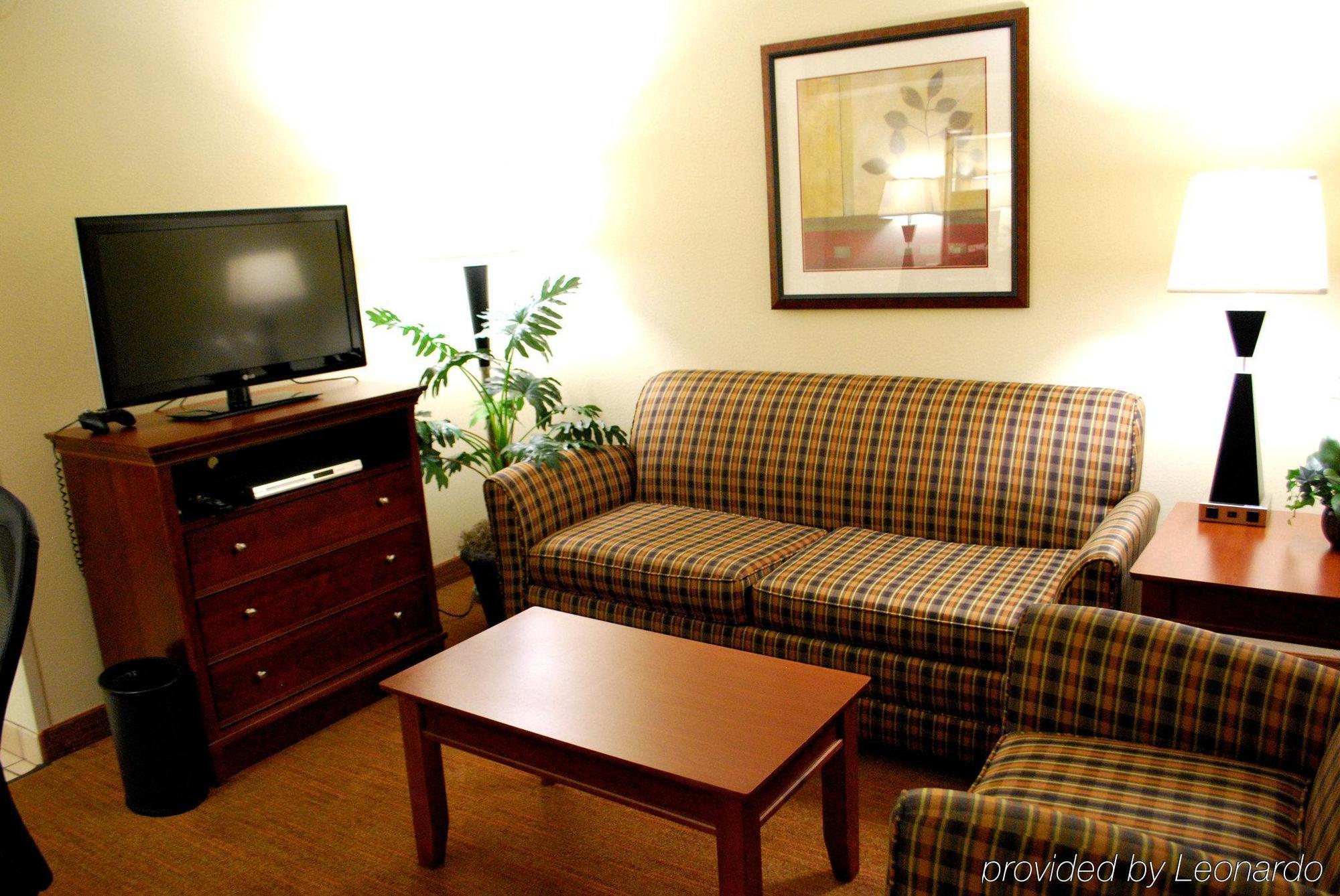 Hampton Inn Raleigh Capital Blvd North Szoba fotó
